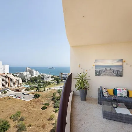 Sunny Escape Apartment Portimao